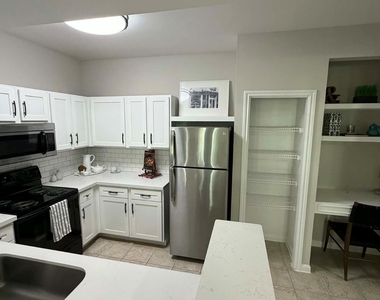 15000 W Airport Boulevard - Photo Thumbnail 14