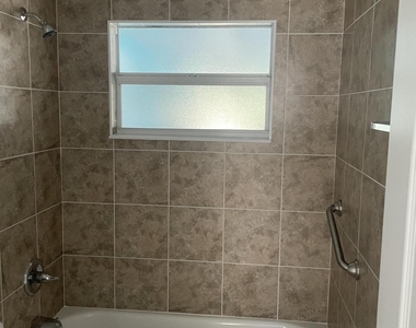 2659 Burns Avenue - Photo Thumbnail 7