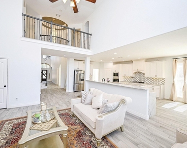 3707 Brampton Island Drive - Photo Thumbnail 10