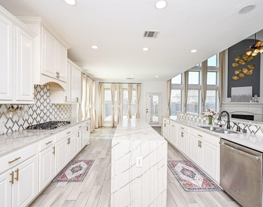 3707 Brampton Island Drive - Photo Thumbnail 18