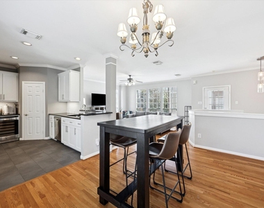 4113 Blossom Street - Photo Thumbnail 3