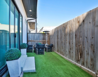 5704 Fairdale Lane - Photo Thumbnail 17