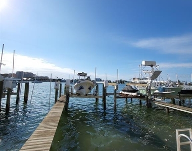 650 Island Way - Photo Thumbnail 21