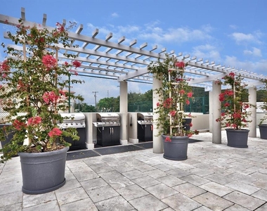 3301 Bayshore Boulevard - Photo Thumbnail 19