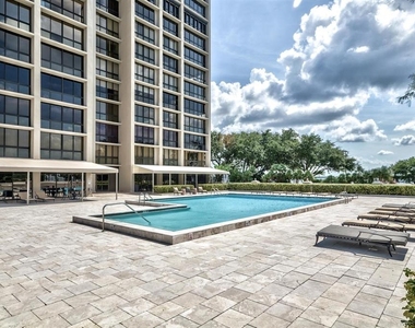 3301 Bayshore Boulevard - Photo Thumbnail 15