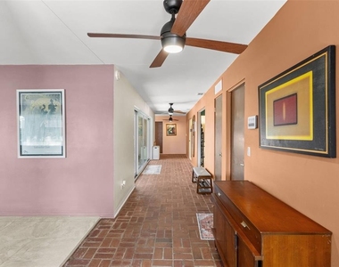 1191 87th Avenue N - Photo Thumbnail 8