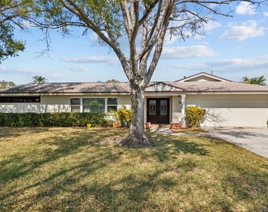 1191 87th Avenue N - Photo Thumbnail 41