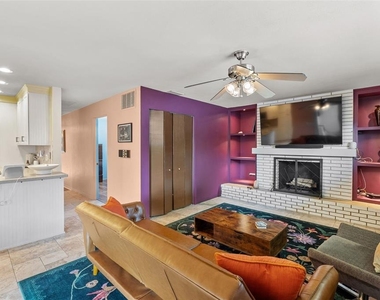 1191 87th Avenue N - Photo Thumbnail 4