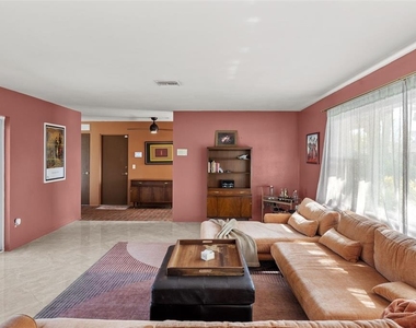 1191 87th Avenue N - Photo Thumbnail 11