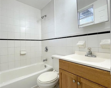 2916 North 16th Street - Photo Thumbnail 15