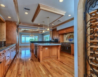 220 Gulf Boulevard - Photo Thumbnail 3