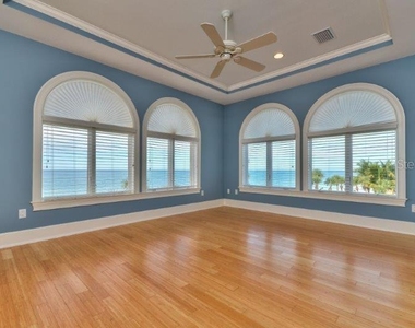 220 Gulf Boulevard - Photo Thumbnail 12