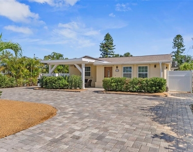 204 44th Avenue - Photo Thumbnail 33