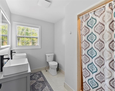 204 44th Avenue - Photo Thumbnail 20