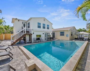 204 44th Avenue - Photo Thumbnail 27