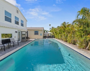 204 44th Avenue - Photo Thumbnail 28