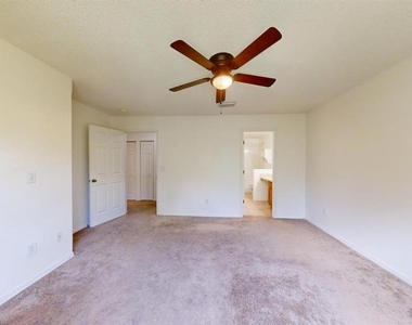 4121 Winding River Way - Photo Thumbnail 12