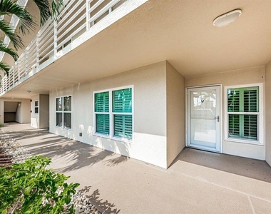 6083 Bahia Del Mar Circle - Photo Thumbnail 23