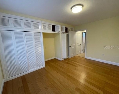 200 N Betty Lane - Photo Thumbnail 10