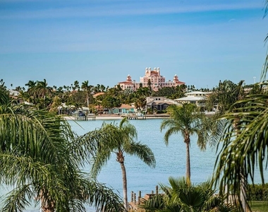 6061 Bahia Del Mar Circle - Photo Thumbnail 22