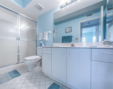 6001 Bahia Del Mar Circle - Photo Thumbnail 16