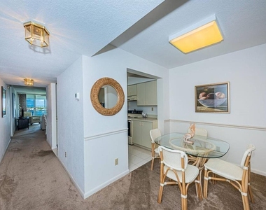 6001 Bahia Del Mar Circle - Photo Thumbnail 8
