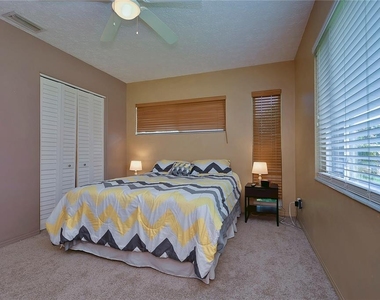 5850 24th Avenue S - Photo Thumbnail 7
