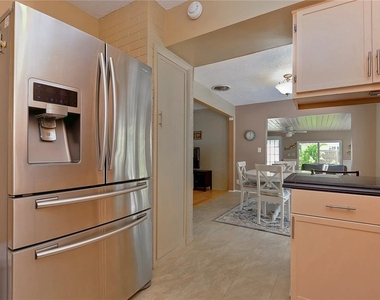 5850 24th Avenue S - Photo Thumbnail 17
