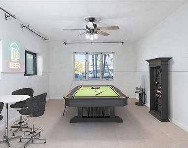 2710 Hibiscus Drive W - Photo Thumbnail 11