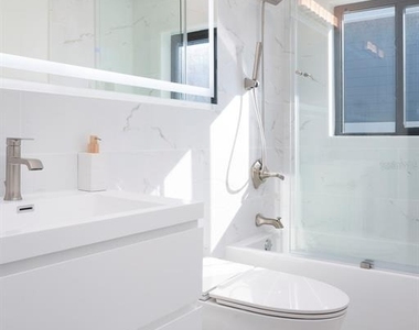 2710 Hibiscus Drive W - Photo Thumbnail 28