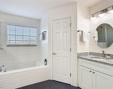 4608 Cumbrian Lakes Drive - Photo Thumbnail 45