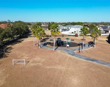 4608 Cumbrian Lakes Drive - Photo Thumbnail 71