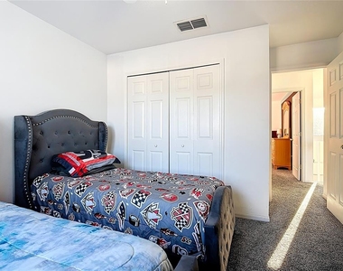 4608 Cumbrian Lakes Drive - Photo Thumbnail 33