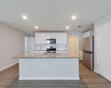 8677 Sw 44th Court - Photo Thumbnail 1