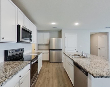 8677 Sw 44th Court - Photo Thumbnail 8