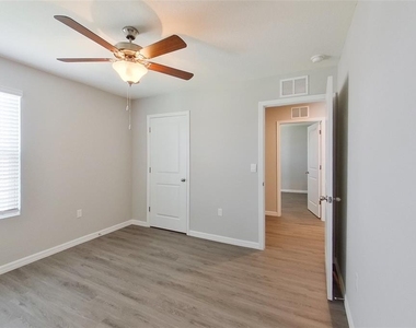 8677 Sw 44th Court - Photo Thumbnail 19