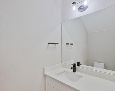 1800 Houston Street - Photo Thumbnail 9