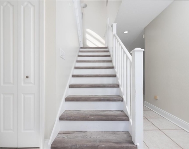 3074 Ocean Shore Boulevard - Photo Thumbnail 15
