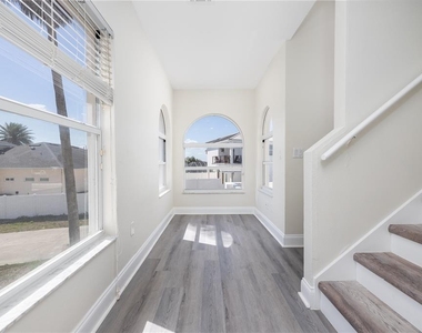 3074 Ocean Shore Boulevard - Photo Thumbnail 34