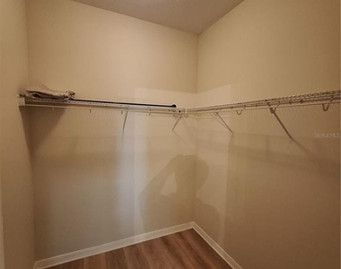 3709 Parkridge Circle - Photo Thumbnail 14