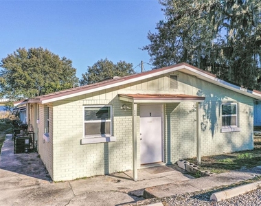 114 E Northside Drive - Photo Thumbnail 1
