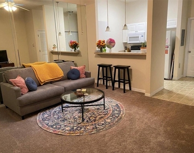 4004 Sw 26th Drive - Photo Thumbnail 4