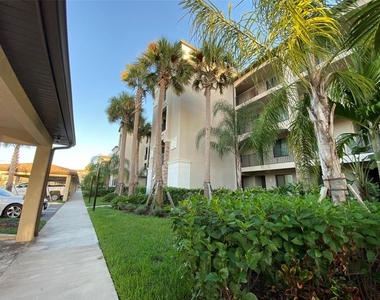 16706 Vardon Terrace - Photo Thumbnail 24