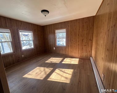 24 Rocky Hill Avenue - Photo Thumbnail 8