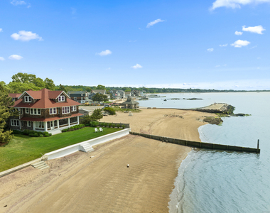 118 Middle Beach Road - Photo Thumbnail 2