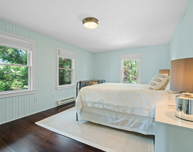 118 Middle Beach Road - Photo Thumbnail 17
