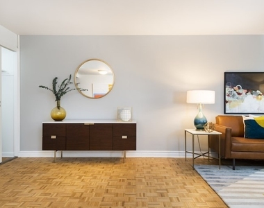 401 Shady Ave - Photo Thumbnail 1