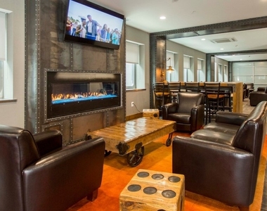 613 William Penn Pl - Photo Thumbnail 10