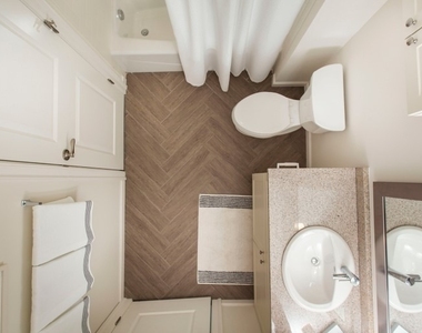 613 William Penn Pl - Photo Thumbnail 8