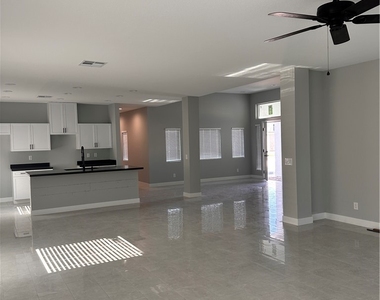 2560 Bonano Court - Photo Thumbnail 5